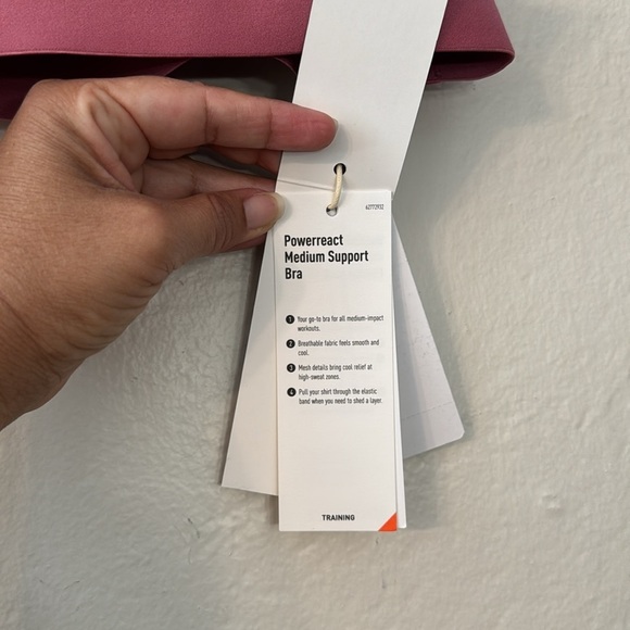 NWT Adidas Powerreact Training Medium Impact Sports Bra in Pink Strata Large A-C - Picture 6 of 11